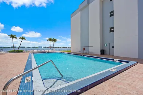 1516 S Lakeside Drive Lake Worth Beach FL 33460