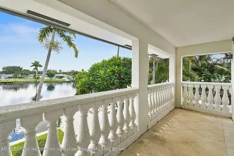 8110 W Lake Drive Lake Clark Shores FL 33406