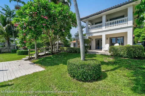 8110 W Lake Drive Lake Clark Shores FL 33406