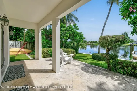 8110 W Lake Drive Lake Clark Shores FL 33406