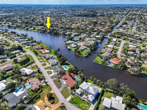 8110 W Lake Drive Lake Clark Shores FL 33406