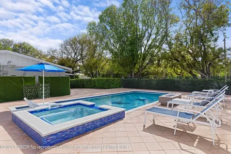 747 Avon Road West Palm Beach FL 33401
