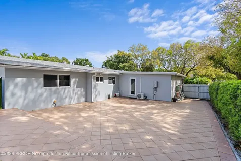 747 Avon Road West Palm Beach FL 33401