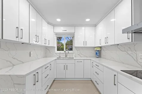 747 Avon Road West Palm Beach FL 33401
