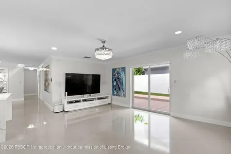 747 Avon Road West Palm Beach FL 33401