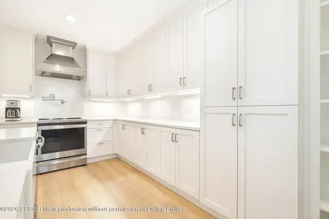 438 38th Street West Palm Beach FL 33407