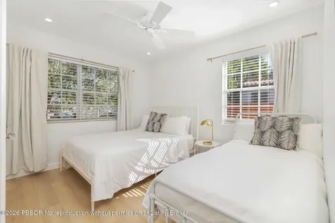 438 38th Street West Palm Beach FL 33407