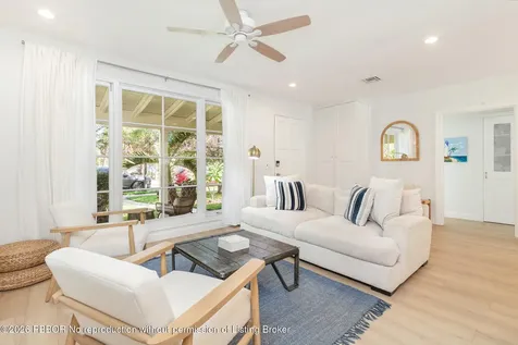 438 38th Street West Palm Beach FL 33407