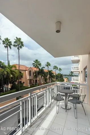 250 Bradley Place Palm Beach FL 33480