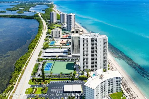 5420 N Ocean Avenue Riviera Beach FL 33404
