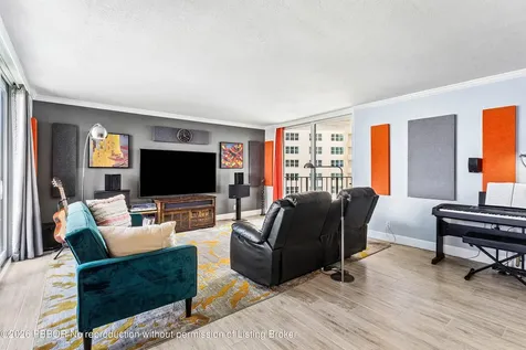 5420 N Ocean Avenue Riviera Beach FL 33404