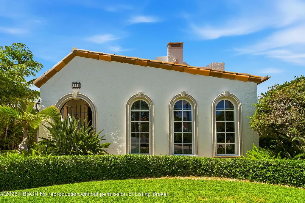 235 Nottingham Boulevard West Palm Beach FL 33405