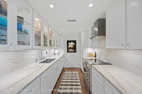 330 Cocoanut Row Palm Beach FL 33480