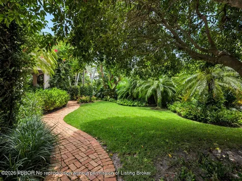 243 Garden Road Palm Beach FL 33480