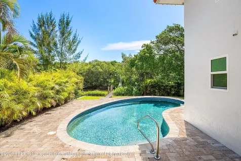 359 E Ocean Avenue Lantana FL 33462