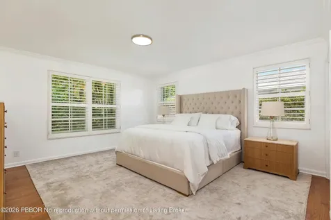 241 Via Linda Palm Beach FL 33480