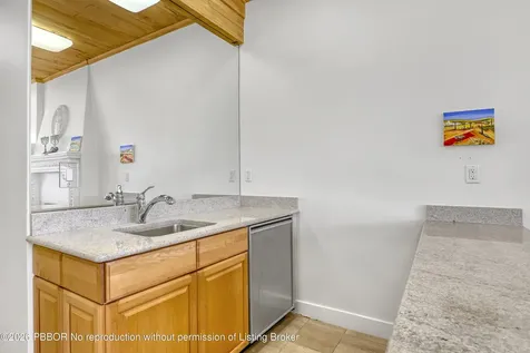 235 Sunrise Avenue Palm Beach FL 33480
