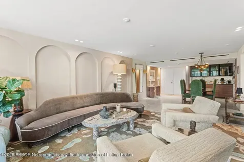 100 Sunrise Avenue Palm Beach FL 33480