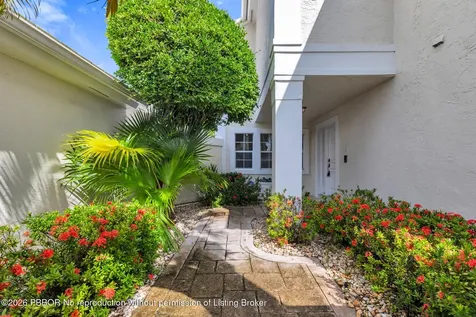 22 Selby Lane Palm Beach Gardens FL 33418