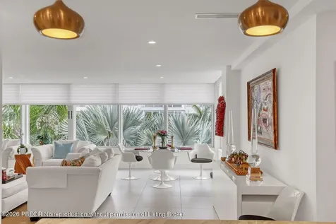 44 Cocoanut Row Palm Beach FL 33480