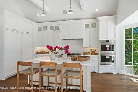 43 N Beach Road Jupiter Island FL 33455