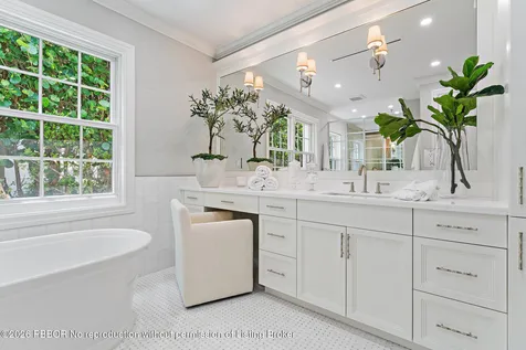 43 N Beach Road Jupiter Island FL 33455