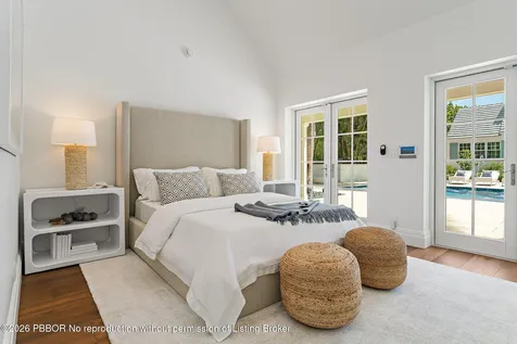 43 N Beach Road Jupiter Island FL 33455