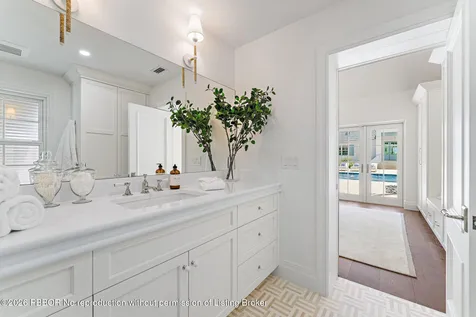 43 N Beach Road Jupiter Island FL 33455