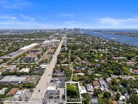 330 Marlborough Place West Palm Beach FL 33405