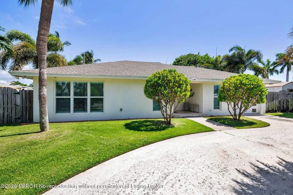 202 Maryland Drive Lake Worth Beach FL 33460