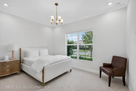 9249 Crestview Circle Palm Beach Gardens FL 33412