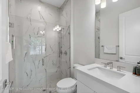 9249 Crestview Circle Palm Beach Gardens FL 33412