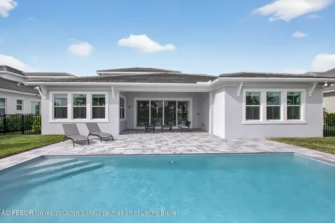 9249 Crestview Circle Palm Beach Gardens FL 33412
