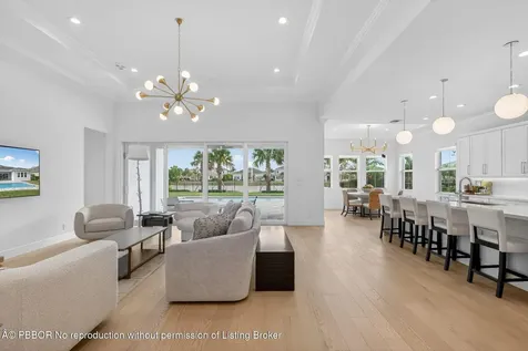 9249 Crestview Circle Palm Beach Gardens FL 33412