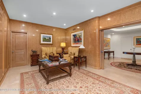 2 N Breakers Row Palm Beach FL 33480