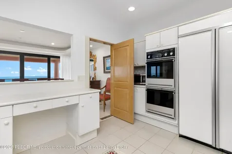 2 N Breakers Row Palm Beach FL 33480