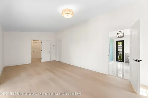 257 E Lakewood Road West Palm Beach FL 33405