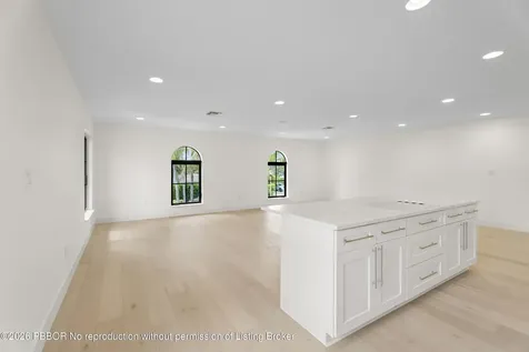 257 E Lakewood Road West Palm Beach FL 33405