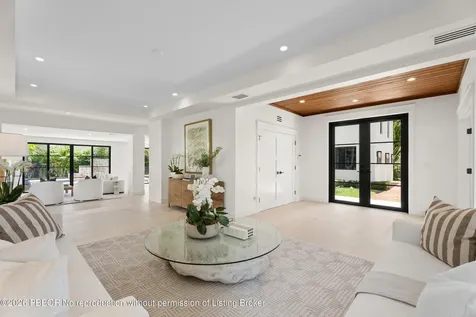 257 E Lakewood Road West Palm Beach FL 33405