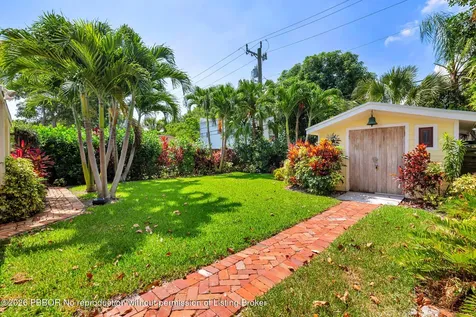 326 Marlborough Place West Palm Beach FL 33405