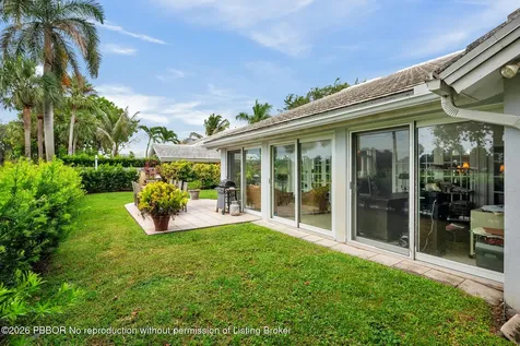 2402 Saratoga Bay Drive West Palm Beach FL 33409