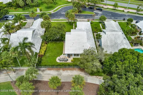 2402 Saratoga Bay Drive West Palm Beach FL 33409