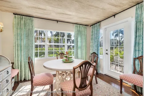 3213 Vincent Road West Palm Beach FL 33405