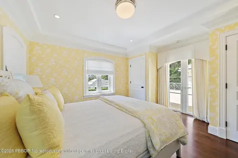 210 Emerald Lane Palm Beach FL 33480