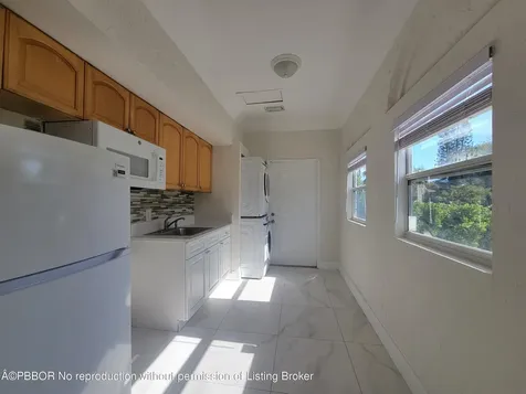 933 37th Street West Palm Beach FL 33407