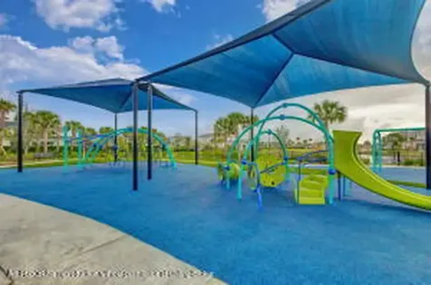 10546 Northbrook Circle Palm Beach Gardens FL 33412