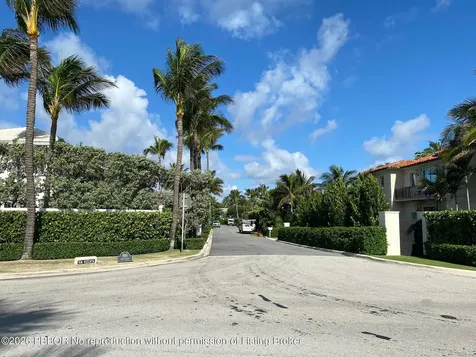 109 Via Vizcaya Palm Beach FL 33480