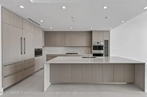 2200 Pga Boulevard Palm Beach Gardens FL 33408