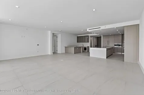 2200 Pga Boulevard Palm Beach Gardens FL 33408