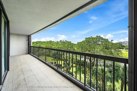 2450 Presidential Way West Palm Beach FL 33401